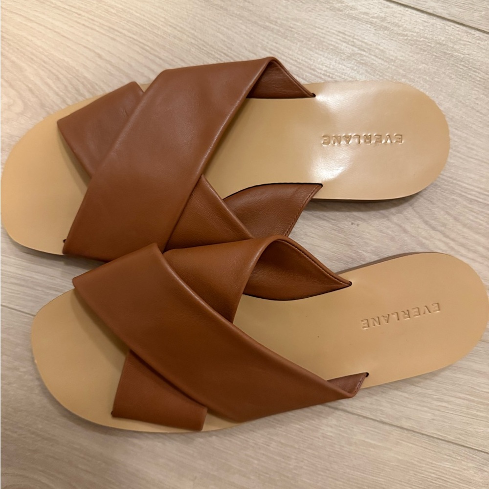 Everlane Tan Leather Sandals